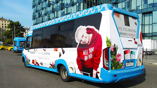 TMG Clarins реклама на транспорте Москва