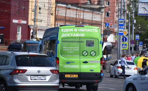 TMG Перекресток наружная реклама на транспорте Москва